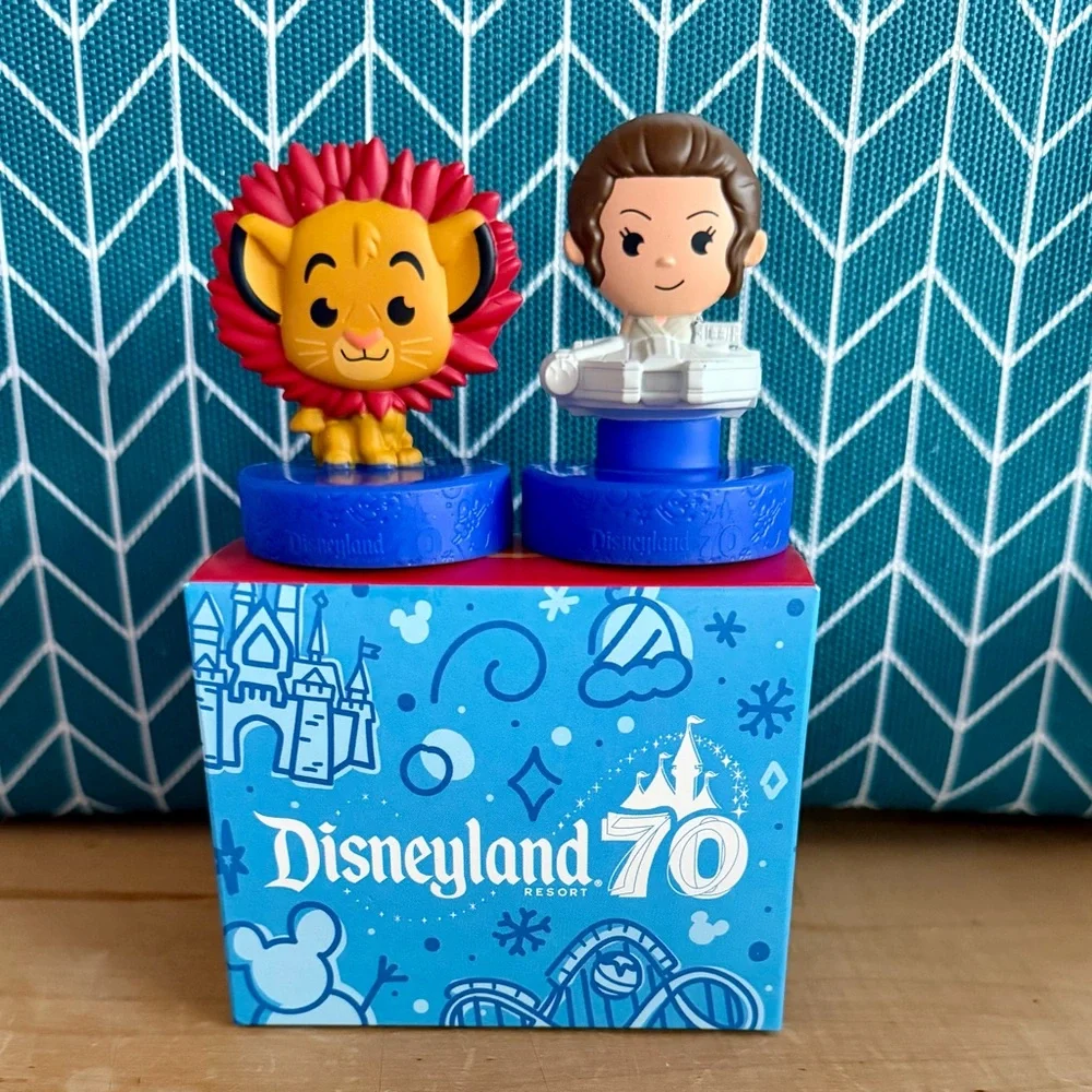 McDonalds Disney 70th Anniversary Toy #22 Rey Simba
